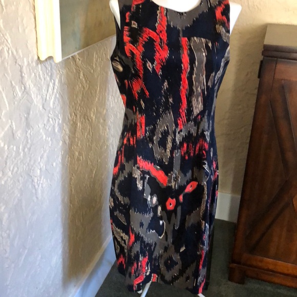 Tahari dress - Picture 2 of 4